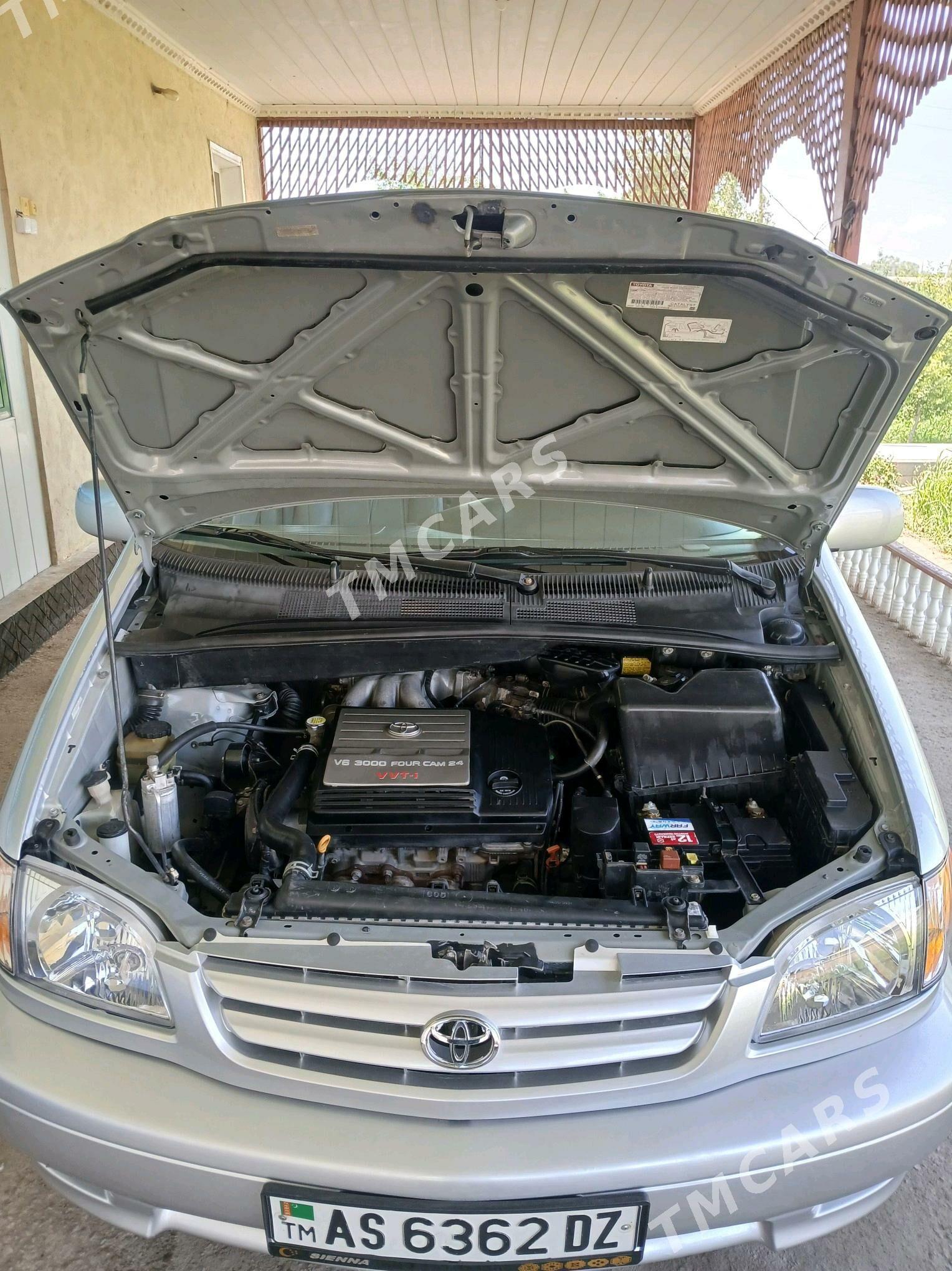 Toyota Sienna 2003 - 165 000 TMT - Gurbansoltan Eje - img 2