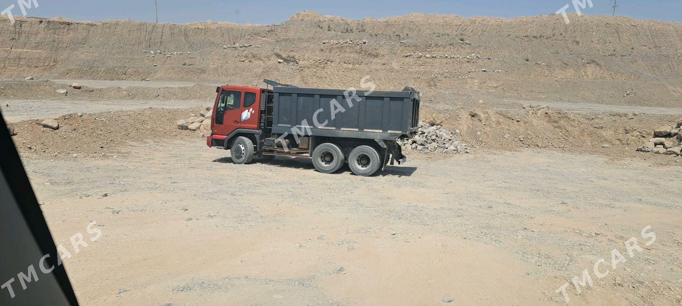 Kamaz 6520 2014 - 380 000 TMT - Бахарден - img 2