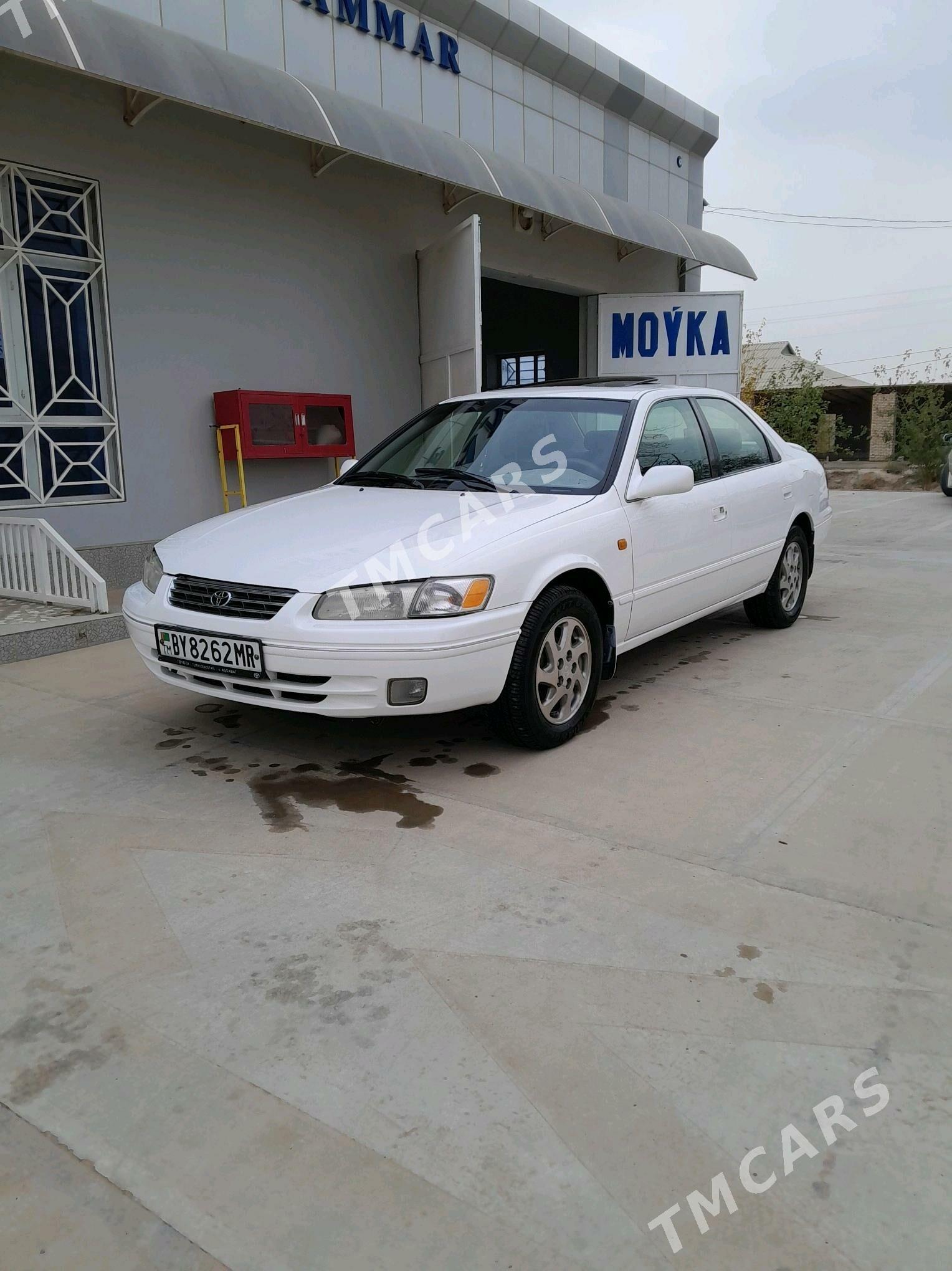 Toyota Camry 1998 - 111 000 TMT - Baýramaly - img 2