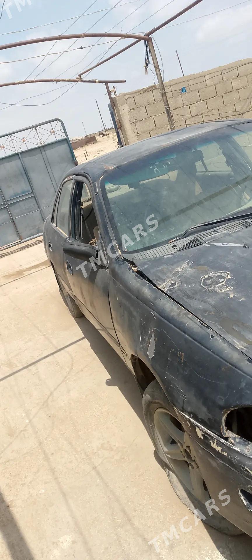 Toyota Camry 1996 - 10 000 TMT - Балканабат - img 2