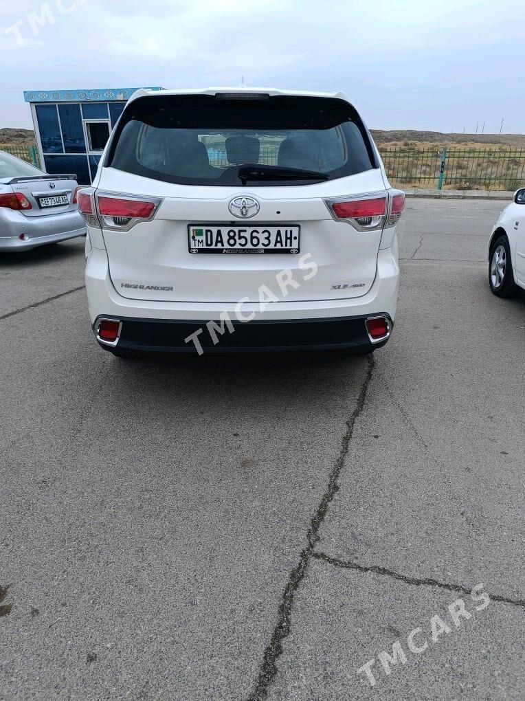 Toyota Highlander 2016 - 390 000 TMT - "Алтын Асыр" Гундогар базары ( Толкучка) - img 2