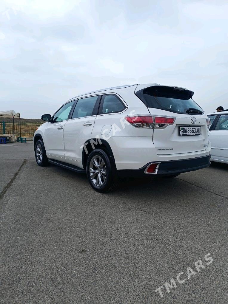 Toyota Highlander 2016 - 390 000 TMT - "Алтын Асыр" Гундогар базары ( Толкучка) - img 4