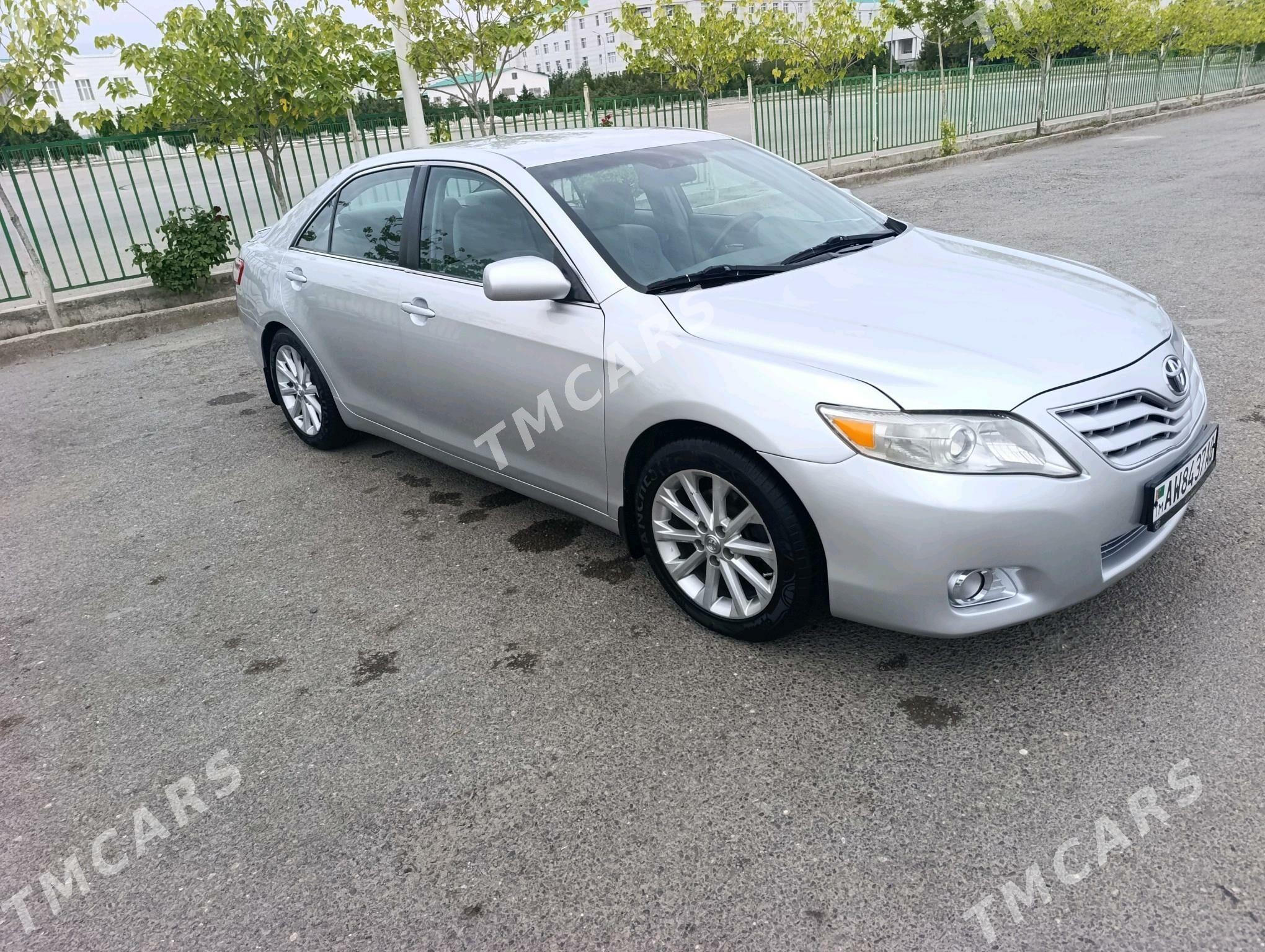 Toyota Camry 2010 - 200 000 TMT - Gurtly - img 2