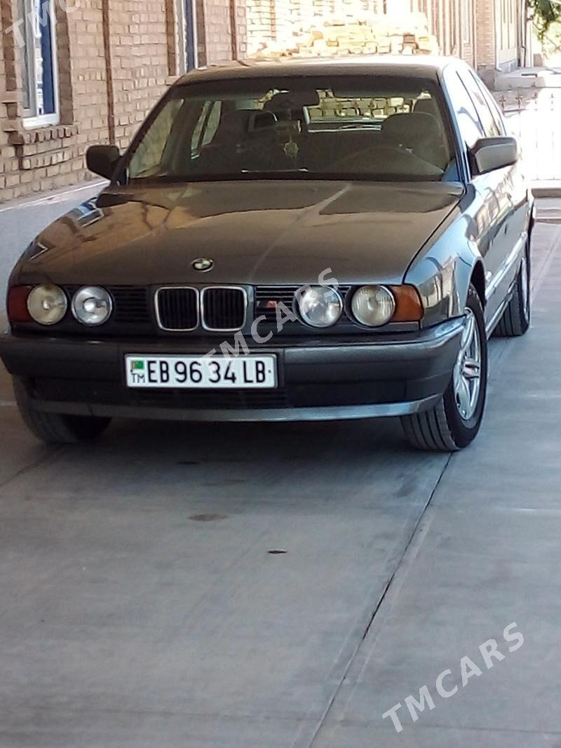 BMW 520 1990 - 40 000 TMT - Чарджоу - img 2