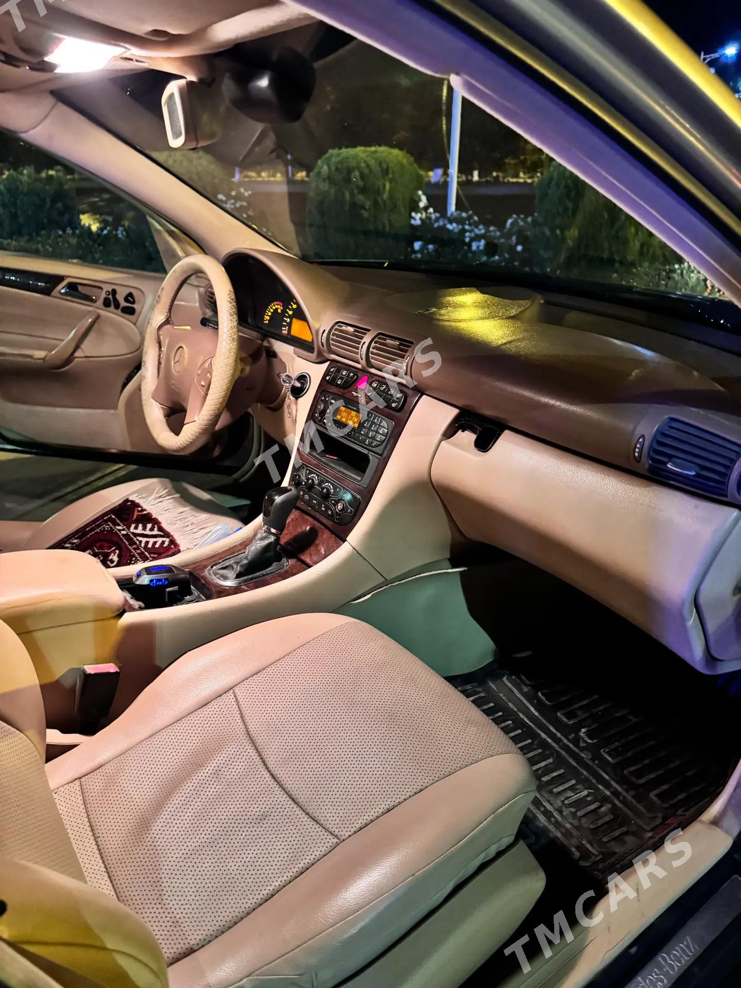 Mercedes-Benz C320 2001 - 130 000 TMT - Туркменабат - img 4
