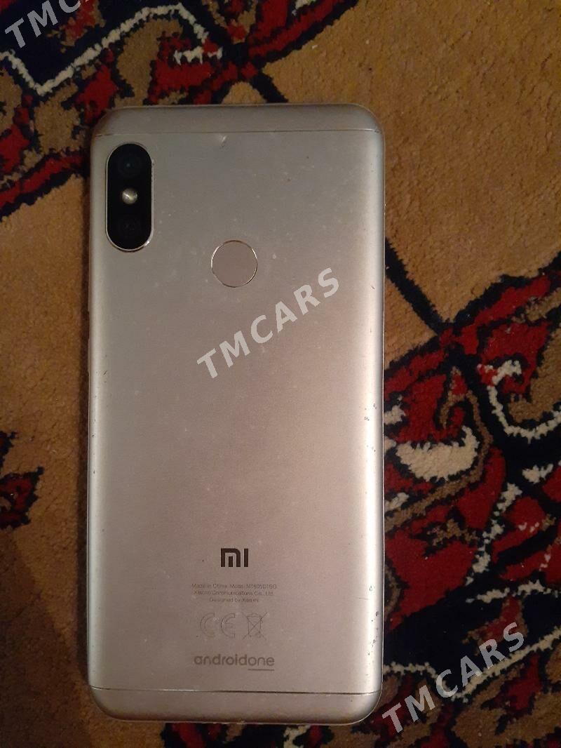 Mi A2 Lite - Hitrowka - img 2
