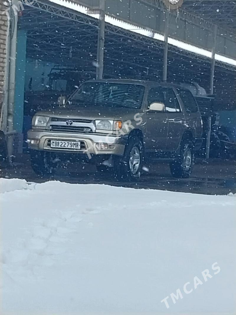 Toyota 4Runner 2002 - 180 000 TMT - Мары - img 5