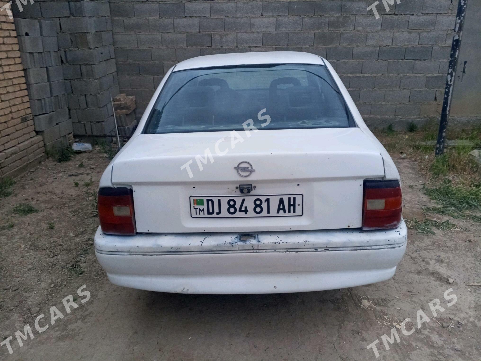 Opel Vectra 1993 - 30 000 TMT - Ak bugdaý etraby - img 10