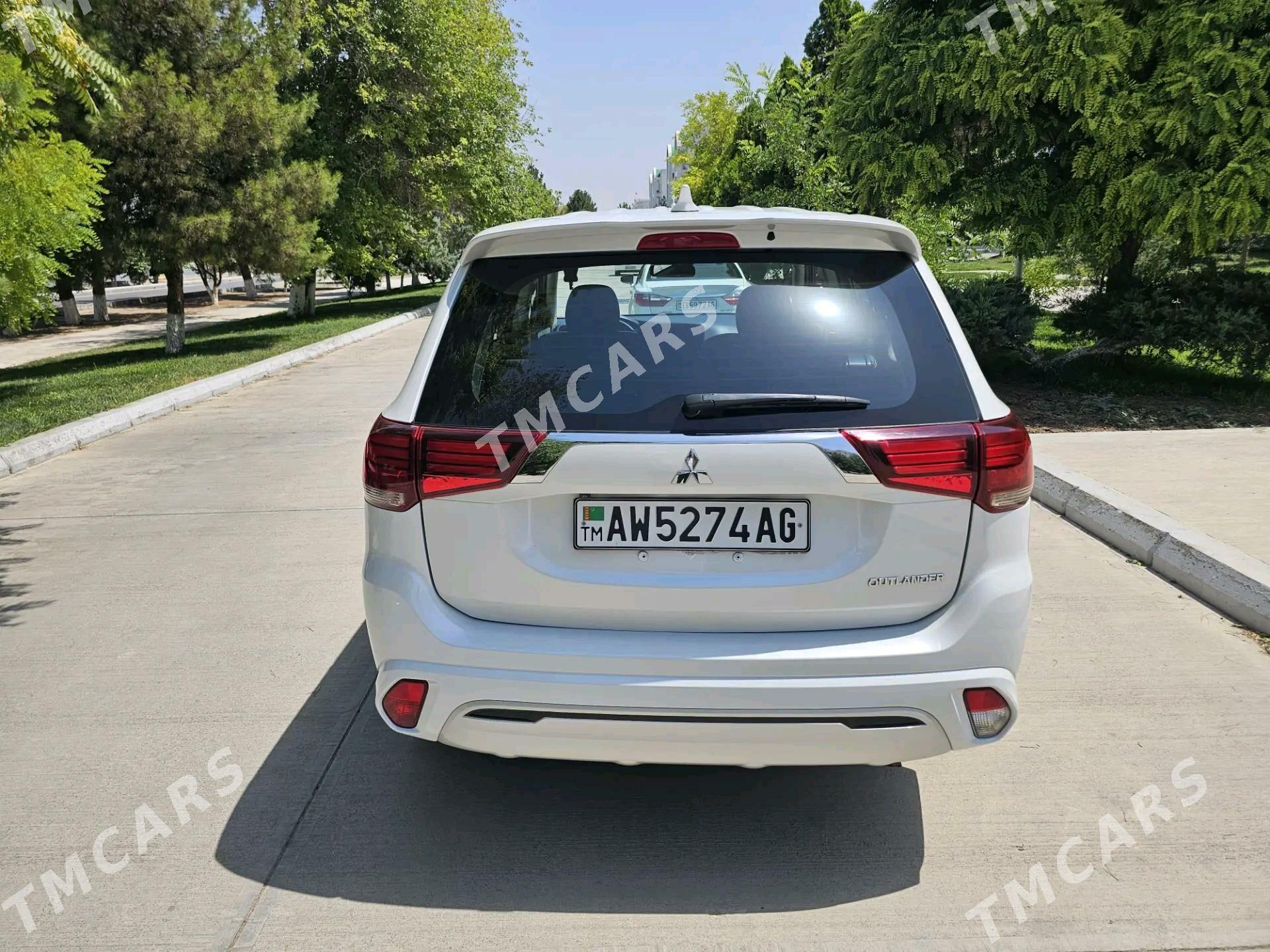 Mitsubishi Outlander 2023 - 280 000 TMT - Howdan "W" - img 6