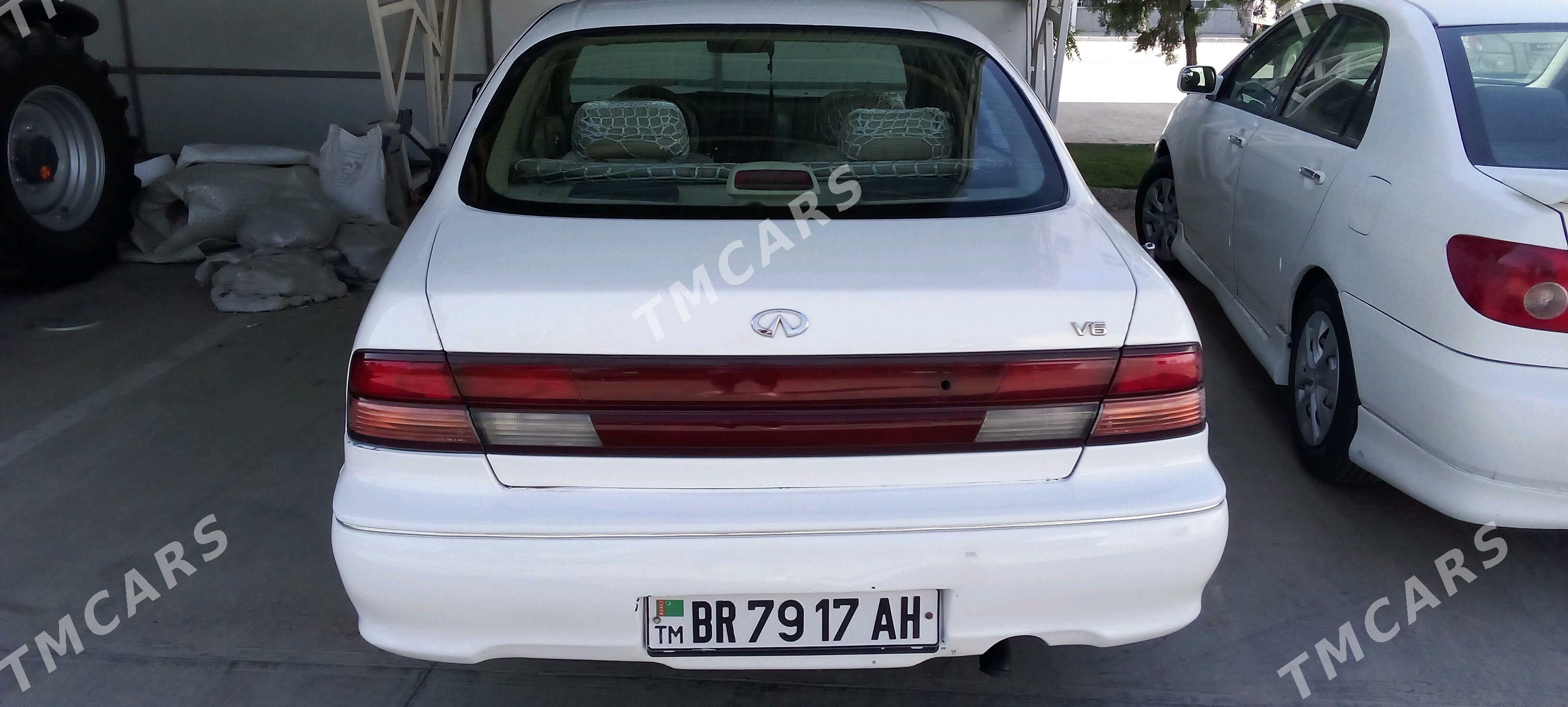Infiniti I30 1998 - 25 000 TMT - Теджен - img 6