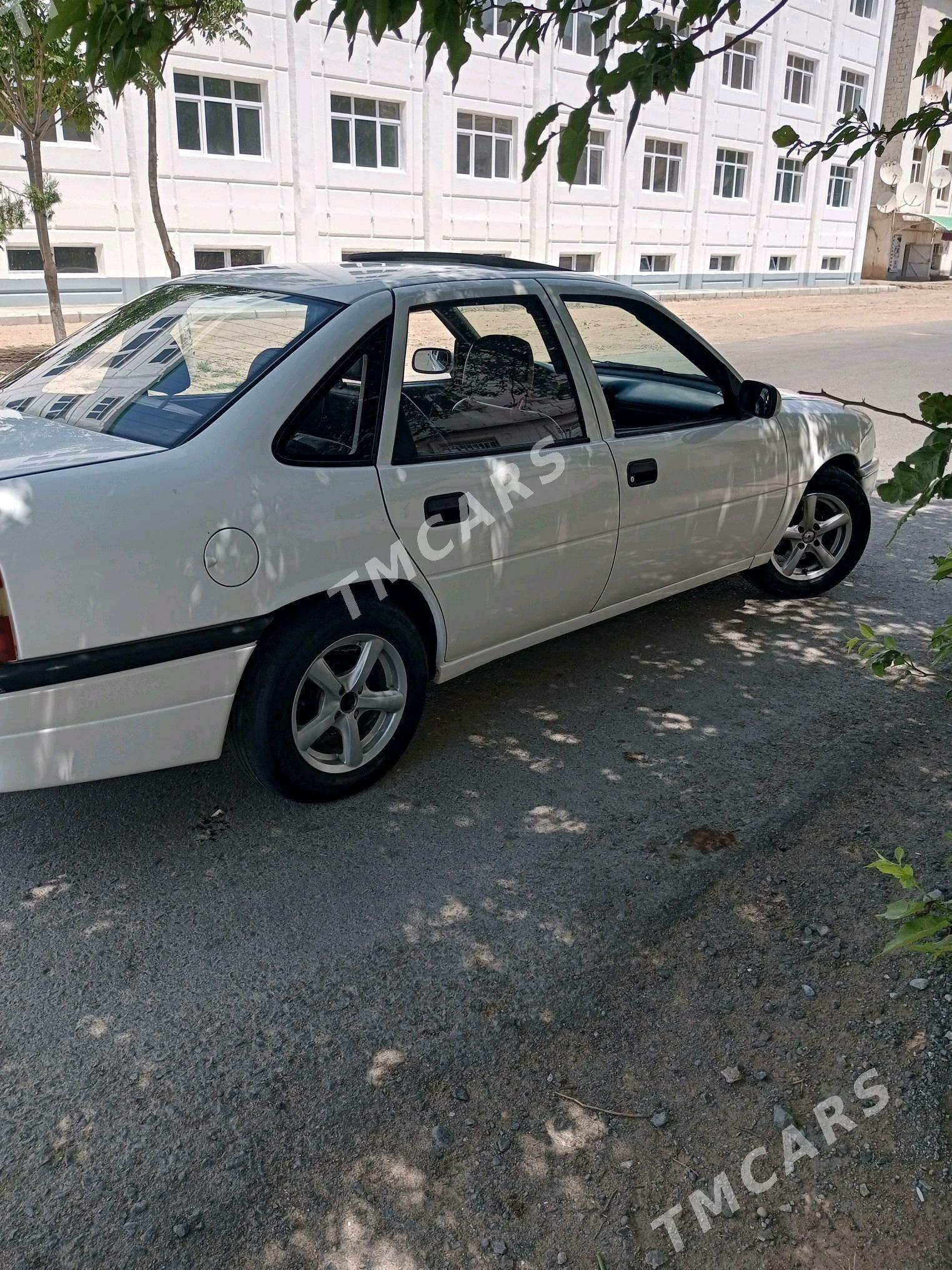 Opel Vectra 1993 - 32 000 TMT - Туркменбаши - img 4