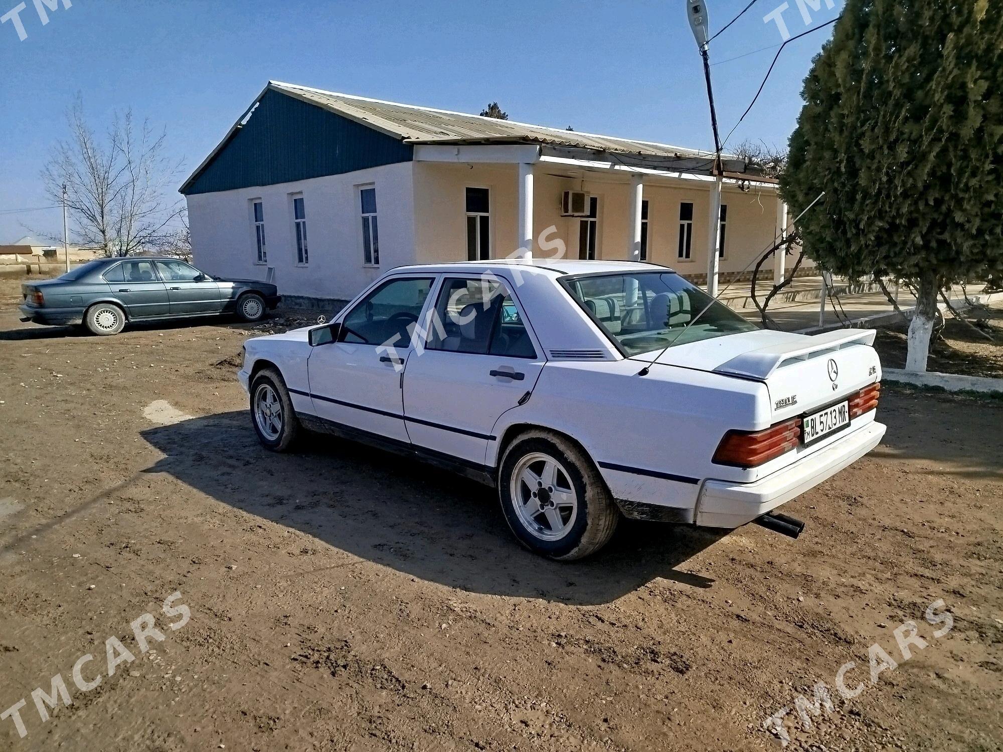 Mercedes-Benz 190E 1989 - 55 000 TMT - Мургап - img 2