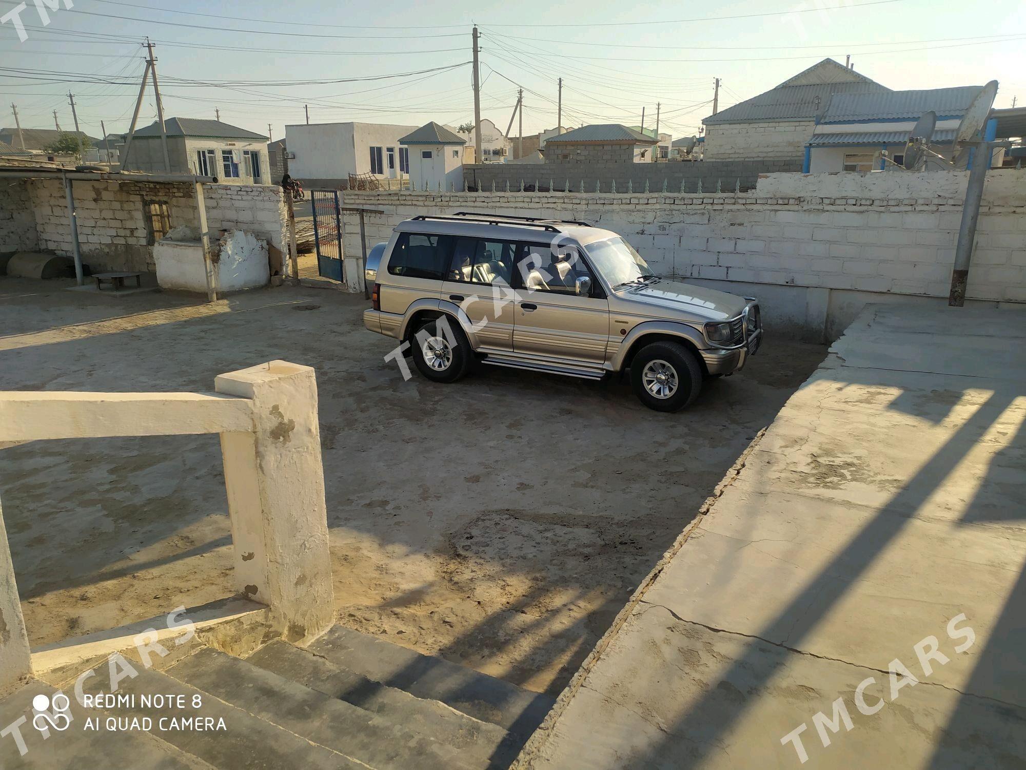 Mitsubishi Pajero 1993 - 50 000 TMT - Эсенгулы - img 2