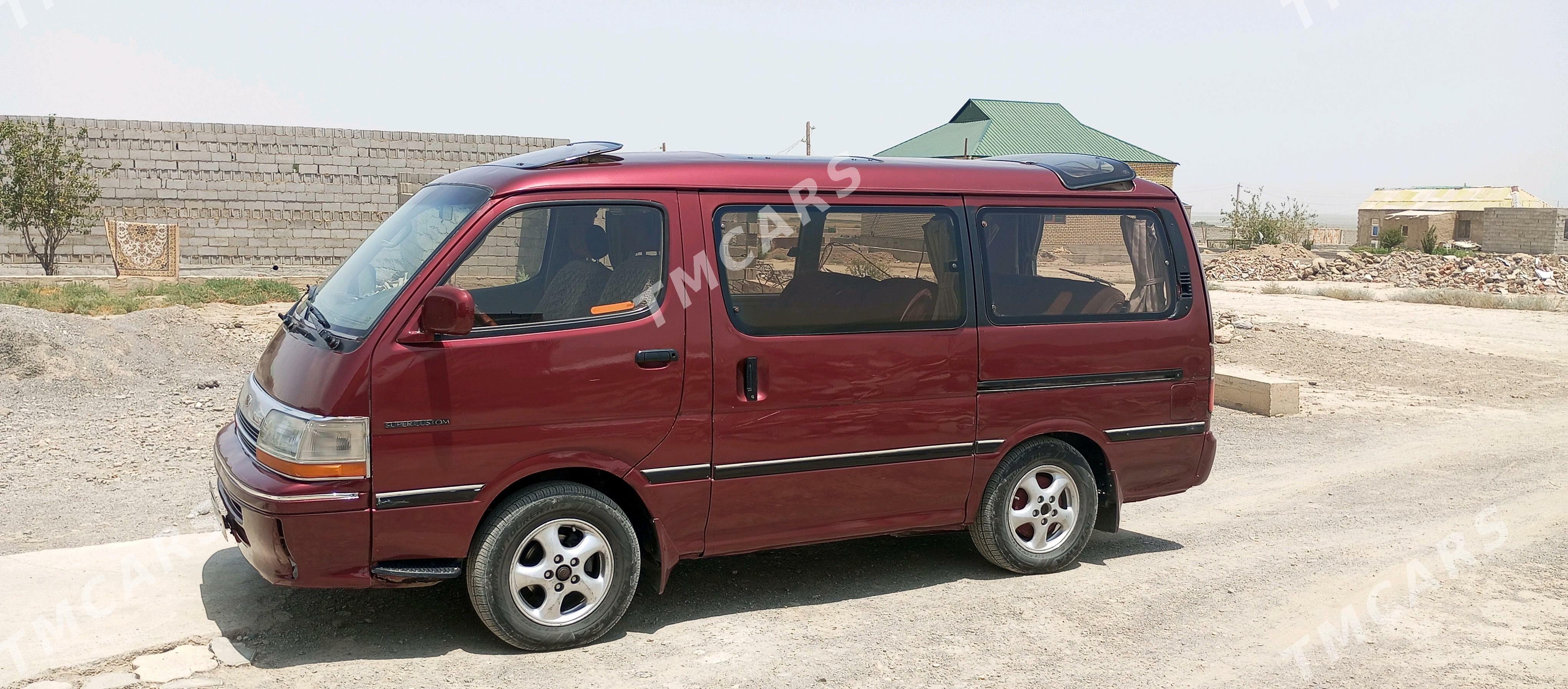 Toyota Hiace 1991 - 63 000 TMT - Bäherden - img 6