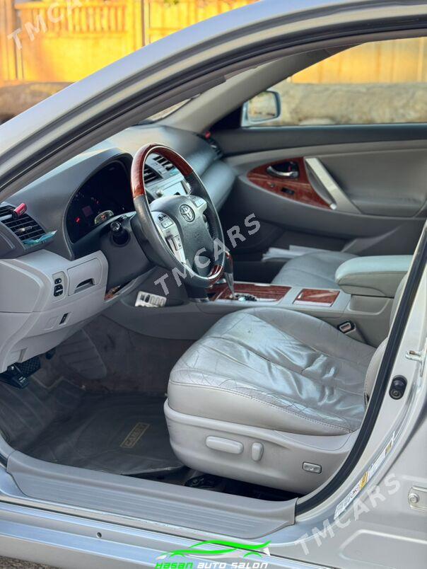 Toyota Camry 2011 - 230 000 TMT - Мары - img 7