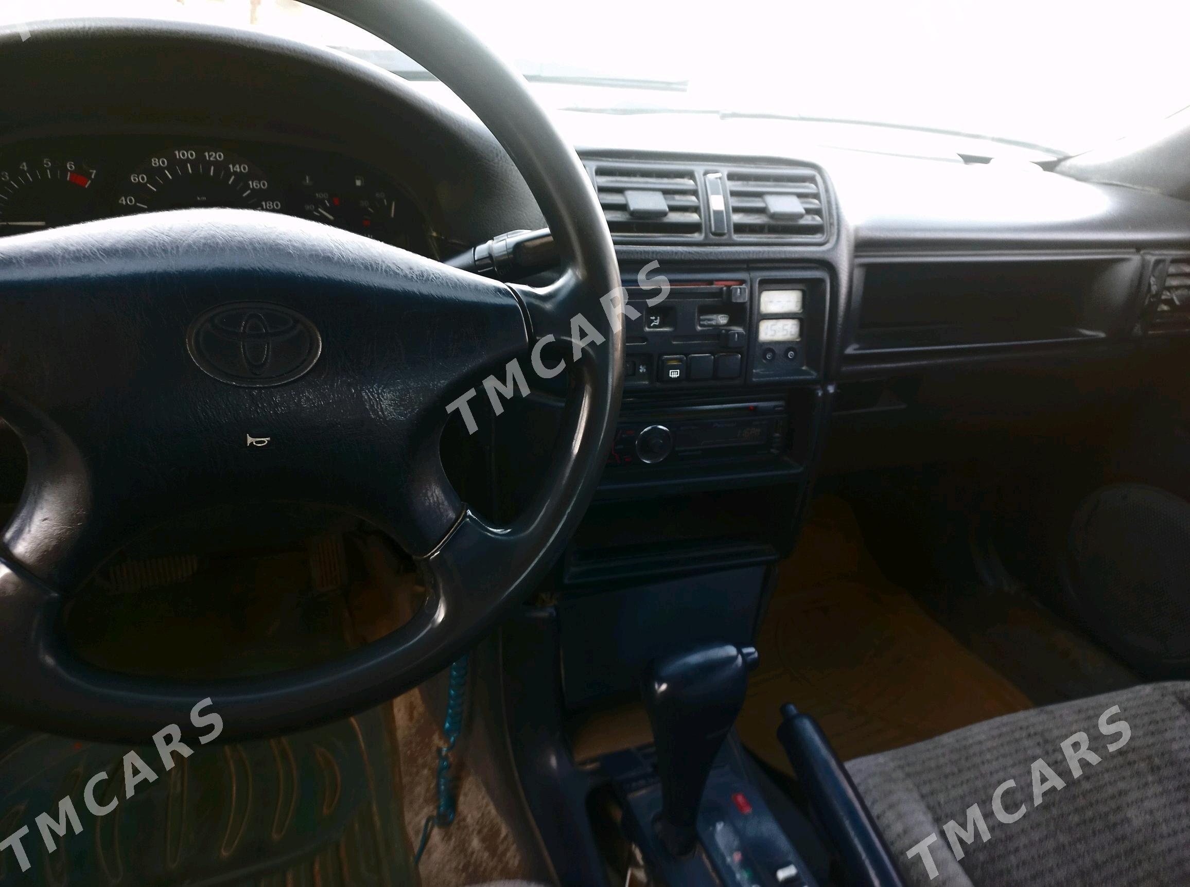 Toyota Carina 1993 - 28 000 TMT - Дянев - img 9