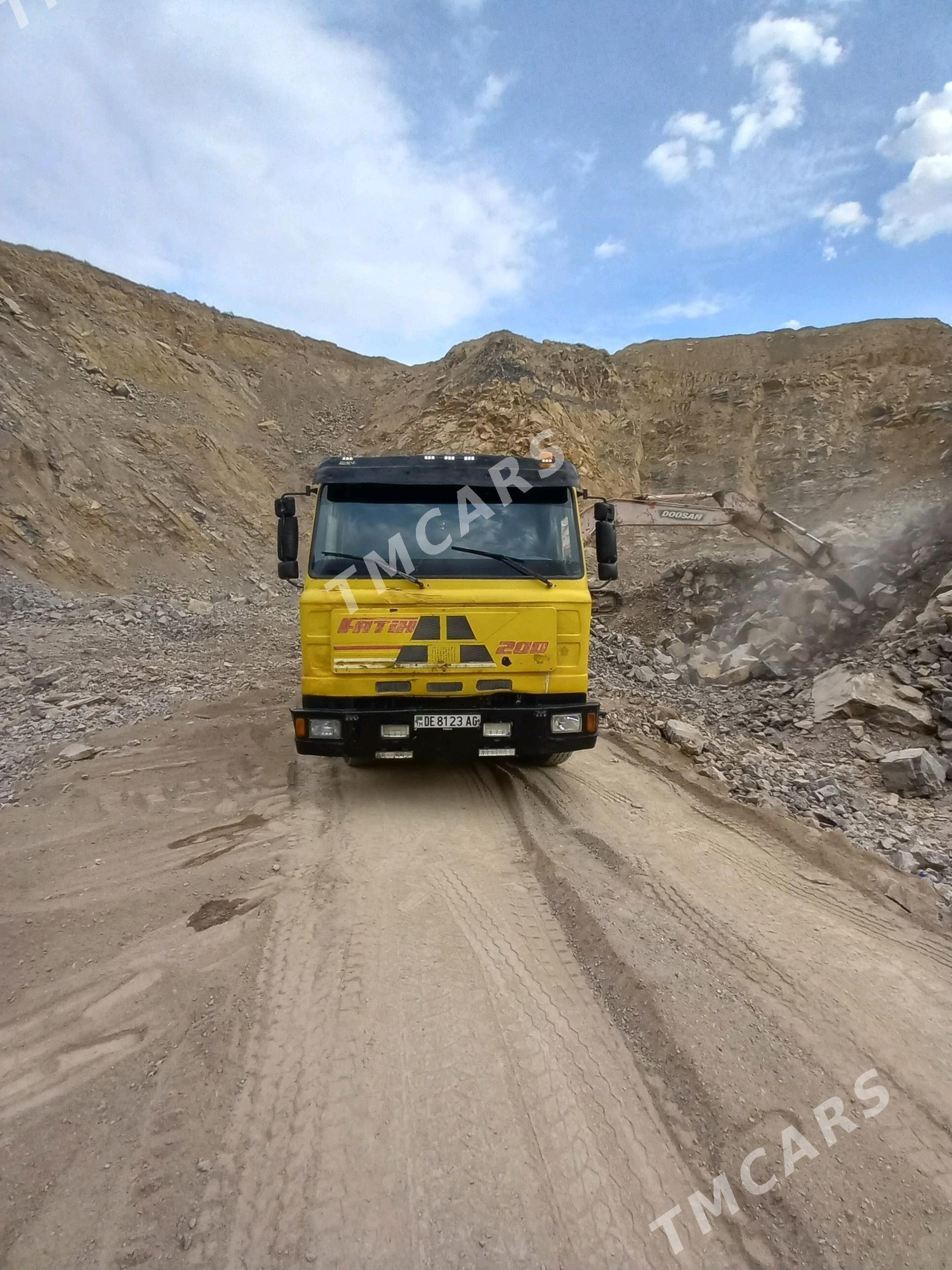 Howo Sinotruk 2011 - 330 000 TMT - Гёкдже - img 4