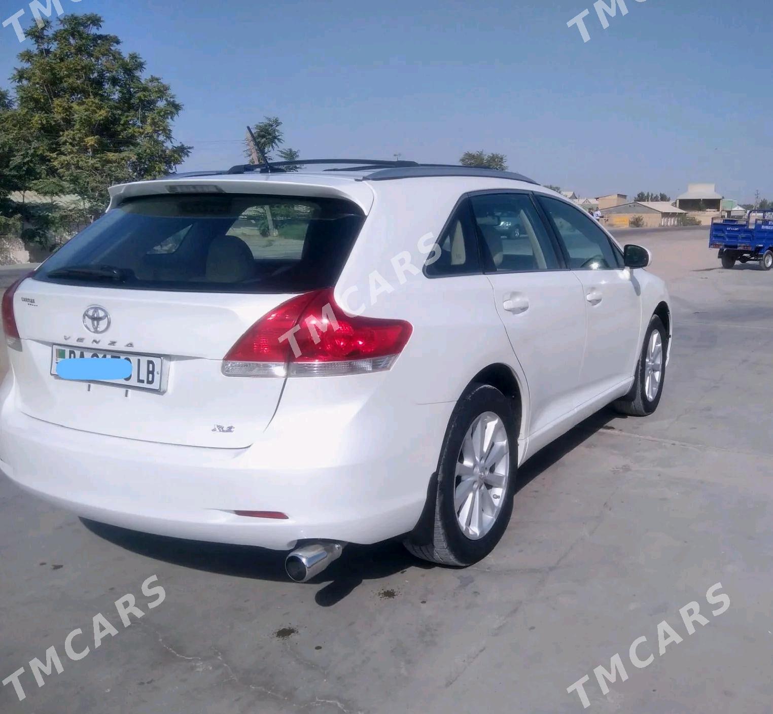 Toyota Venza 2009 - 195 000 TMT - Kerki - img 4