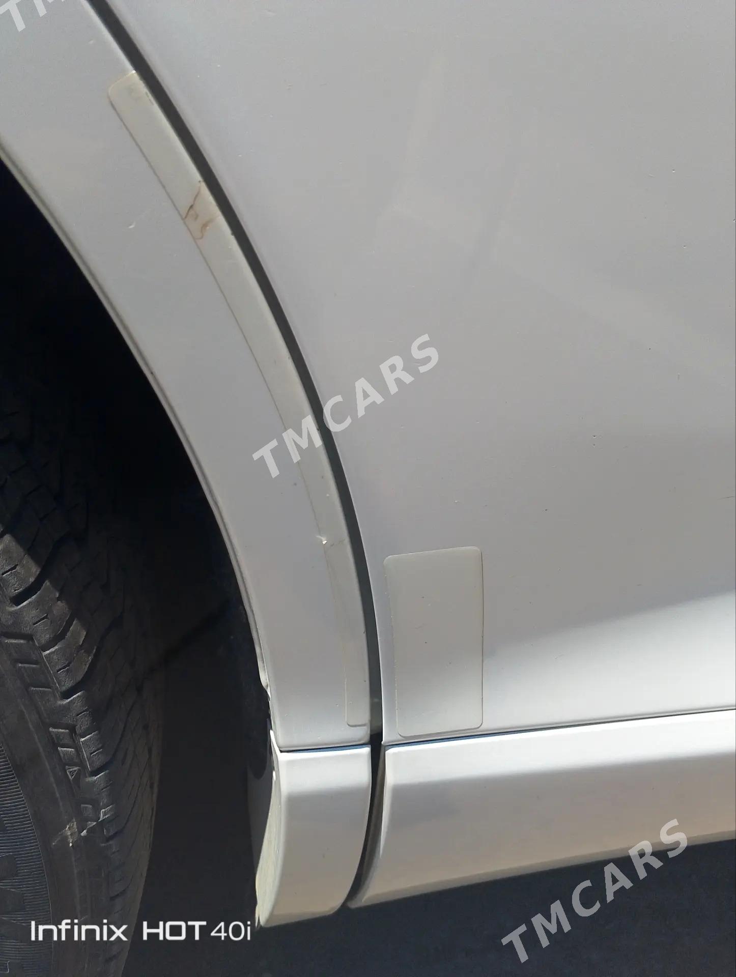 Toyota Venza 2009 - 195 000 TMT - Kerki - img 8