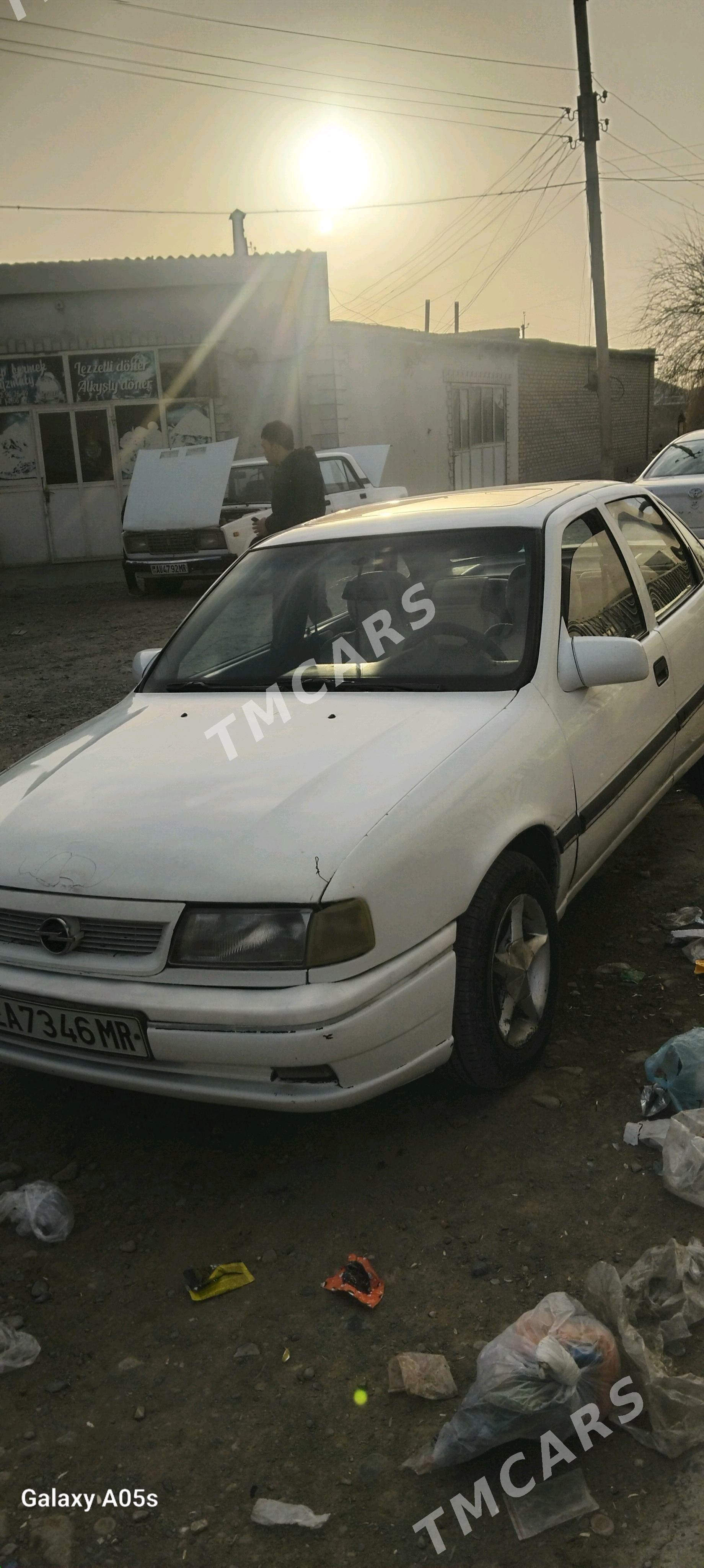 Opel Vectra 1993 - 25 000 TMT - Сакарчага - img 3