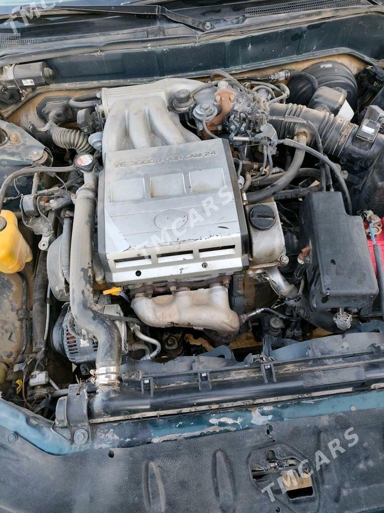 Toyota Camry 1993 - 75 000 TMT - Гурбансолтан Едже - img 3