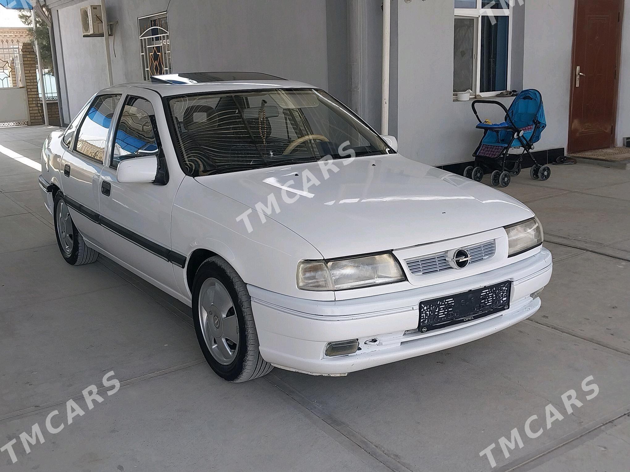 Opel Vectra 1992 - 42 000 TMT - Bäherden - img 1