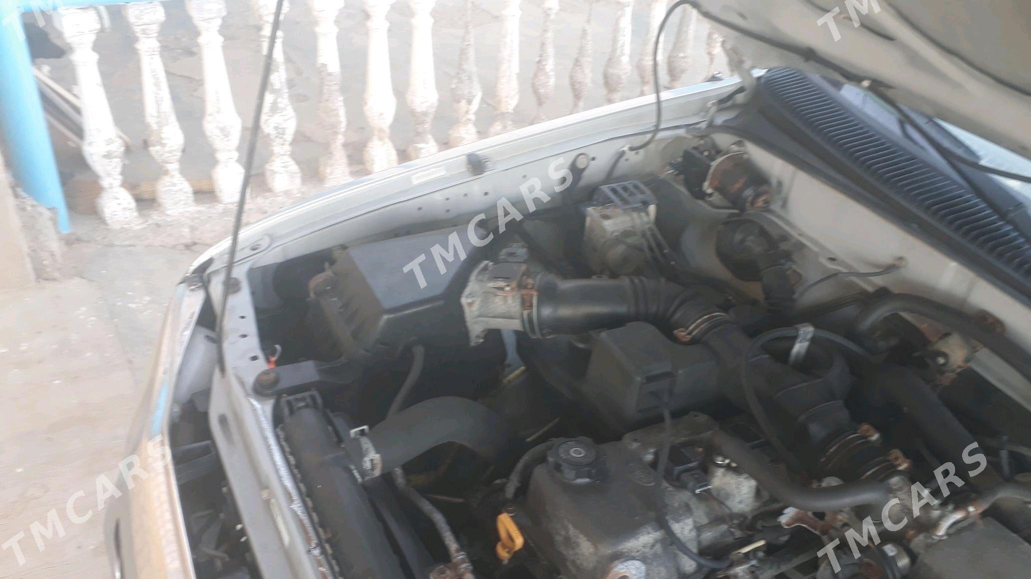 Toyota Tacoma 2003 - 95 000 TMT - Sarahs - img 4