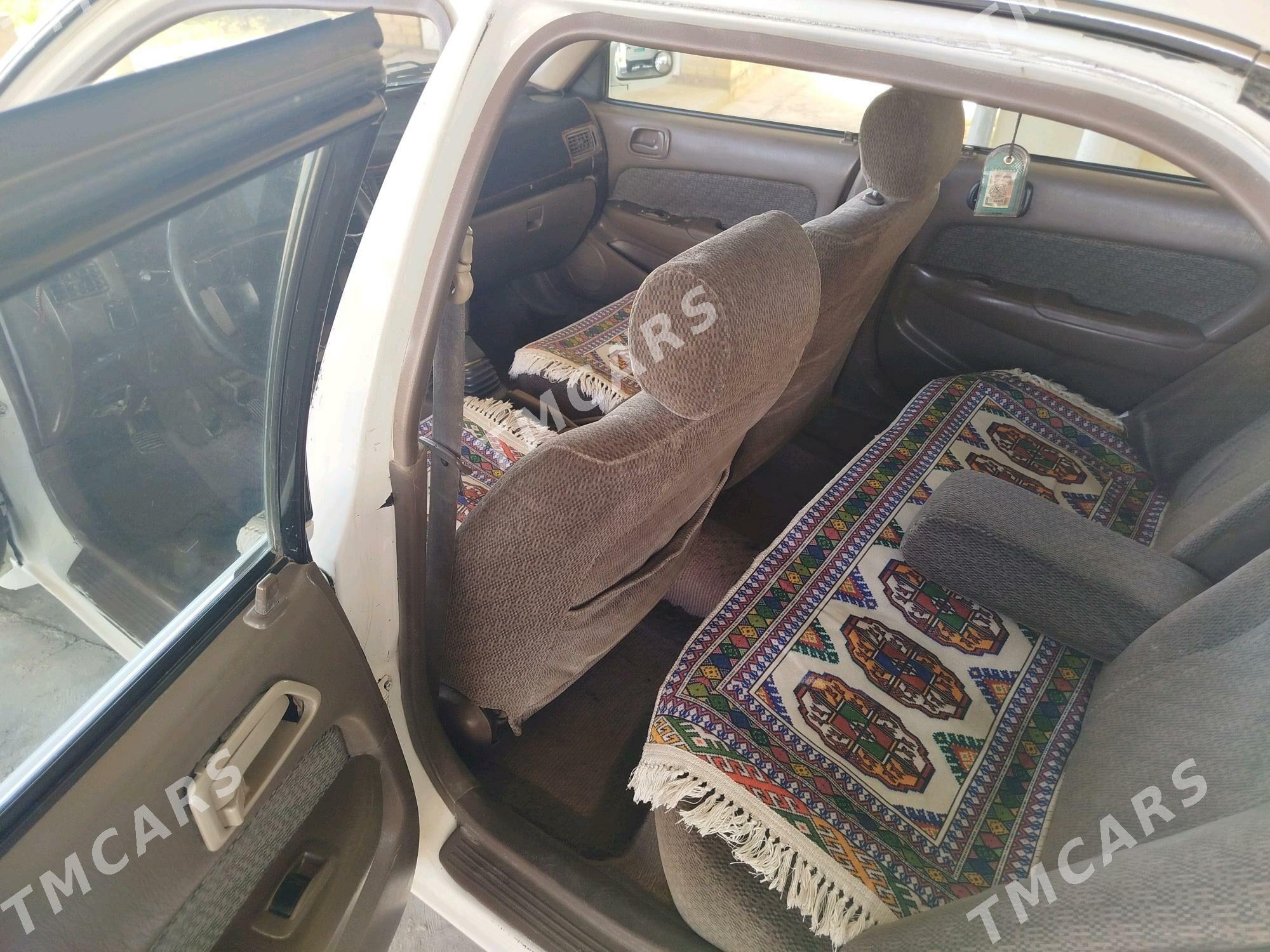 Toyota Corolla 1995 - 50 000 TMT - Wekilbazar - img 6