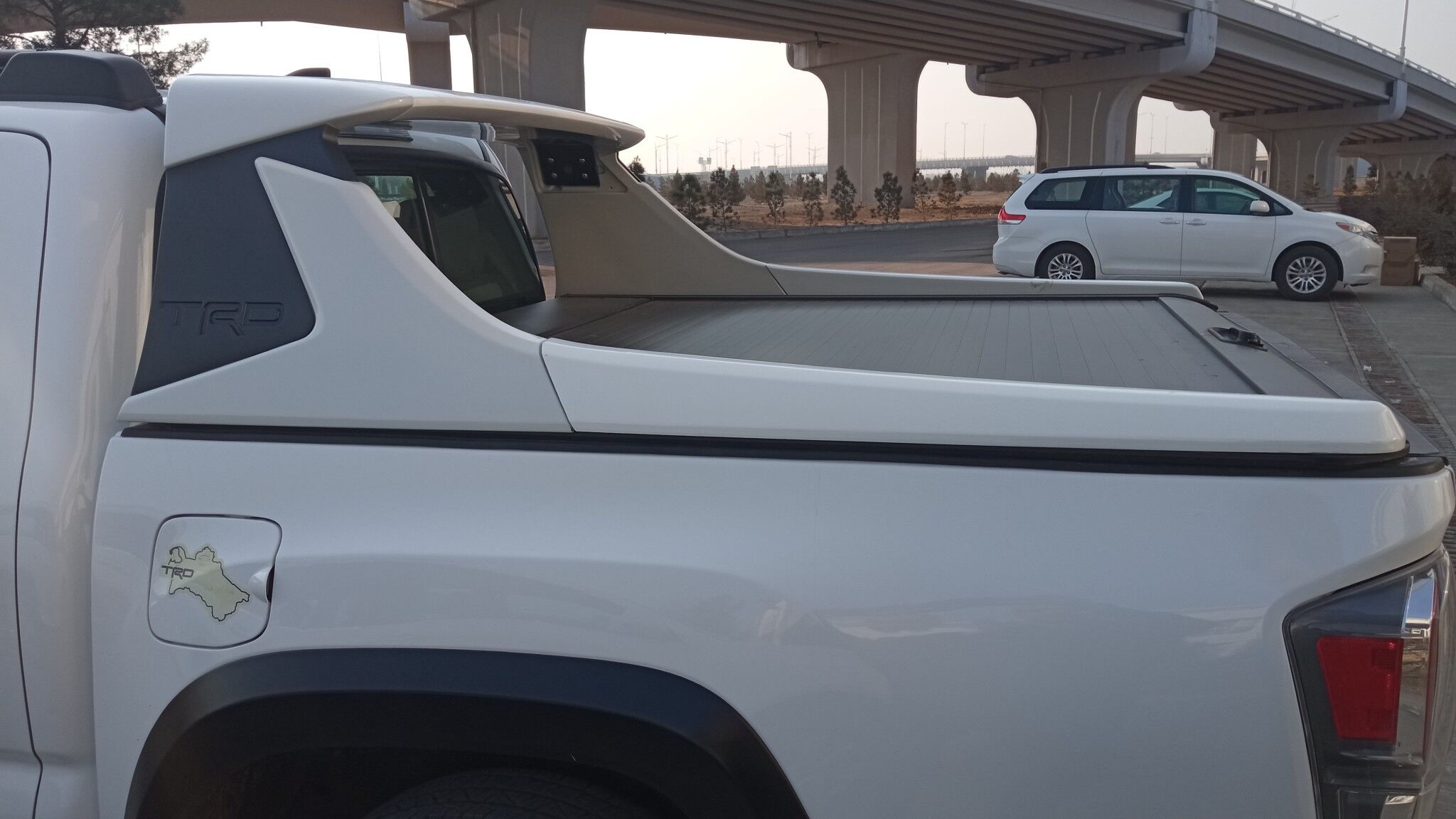 HILUX PANŹUR (ZANAWESKA ) 11 500 TMT - Ашхабад - img 5