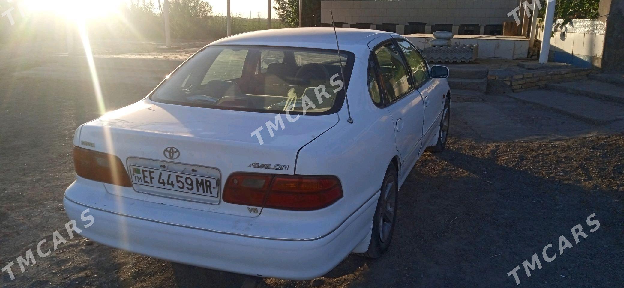 Toyota Avalon 1999 - 115 000 TMT - Байрамали - img 3