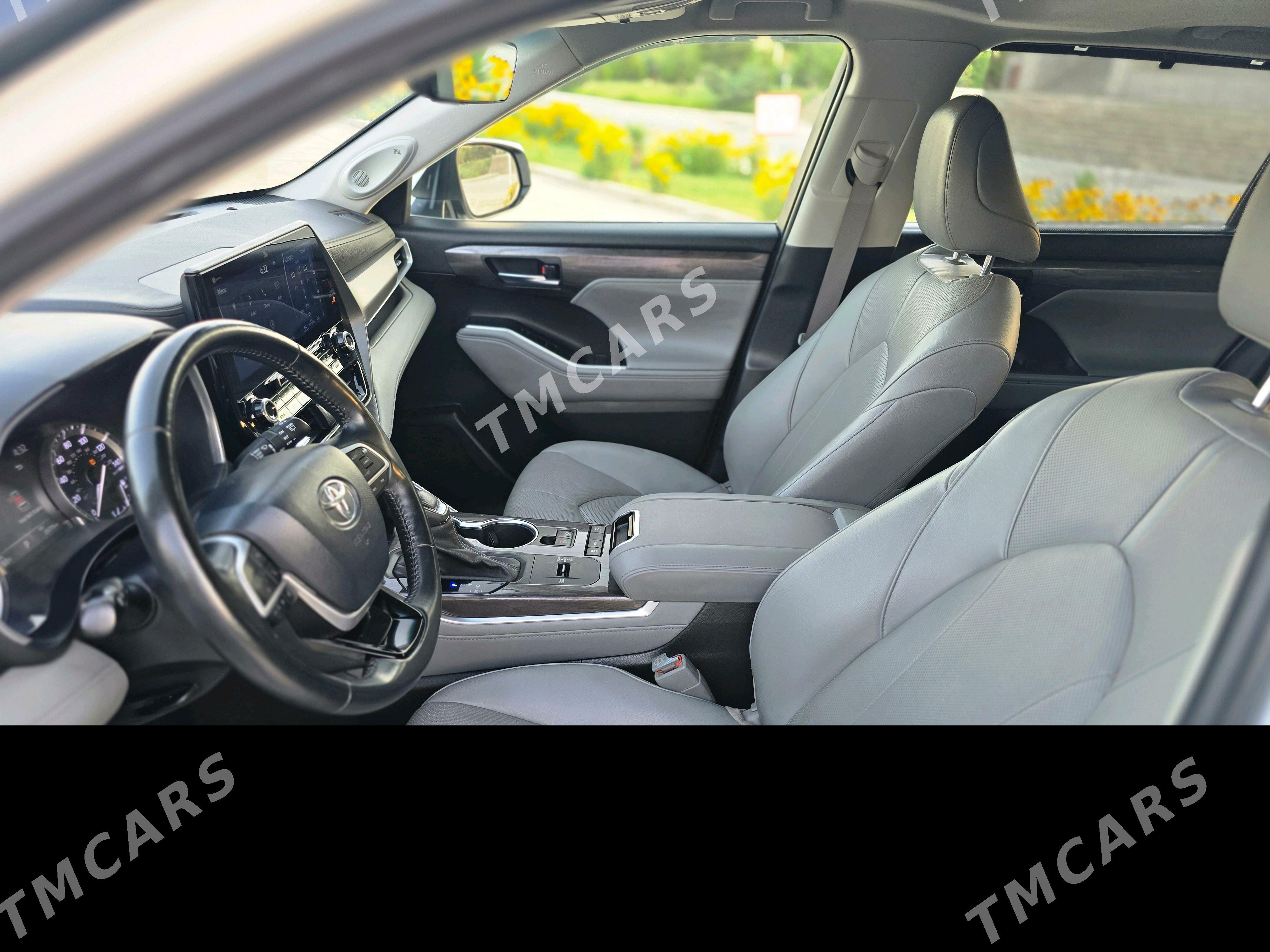Toyota Highlander 2022 - 550 000 TMT - Dänew - img 4