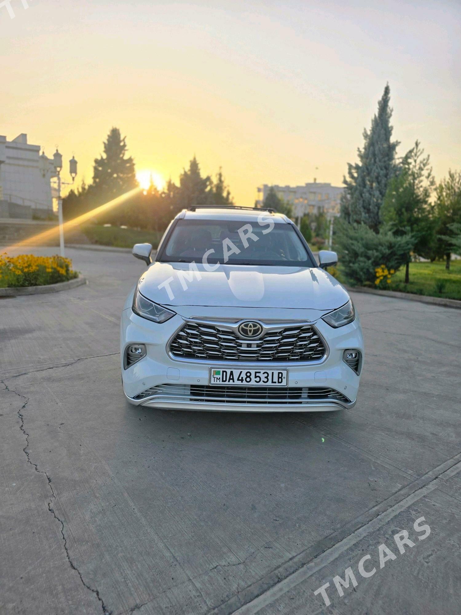 Toyota Highlander 2022 - 550 000 TMT - Dänew - img 2