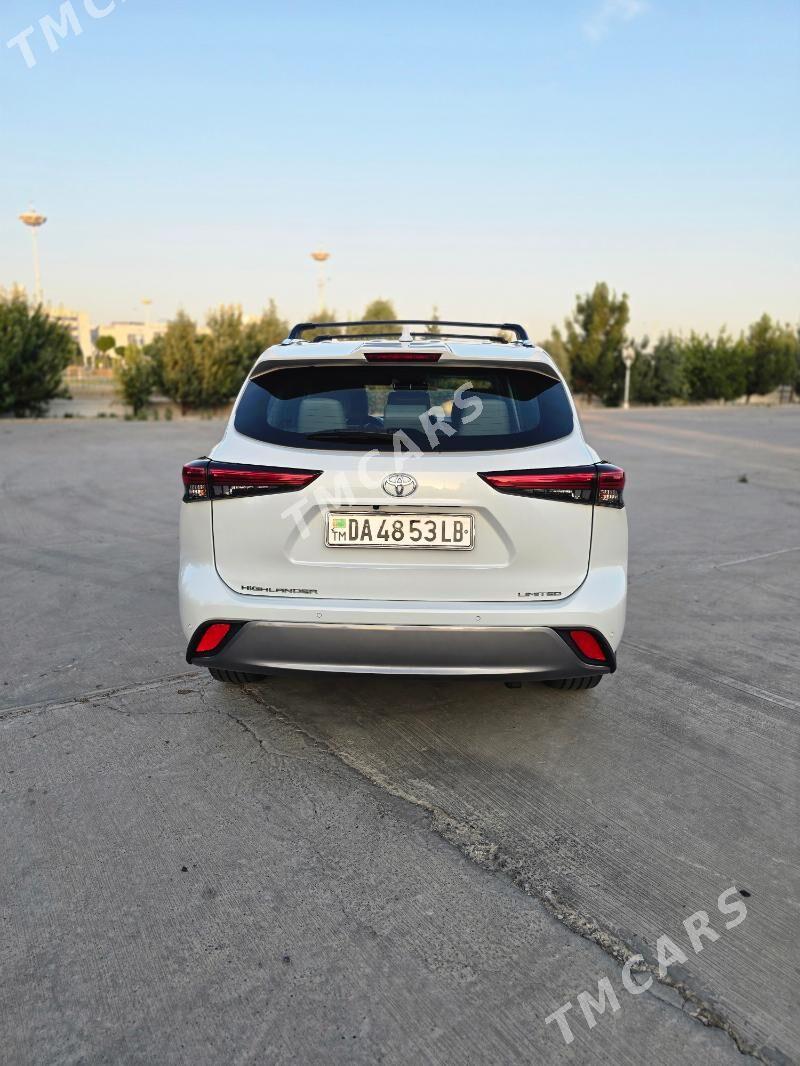 Toyota Highlander 2022 - 550 000 TMT - Dänew - img 9