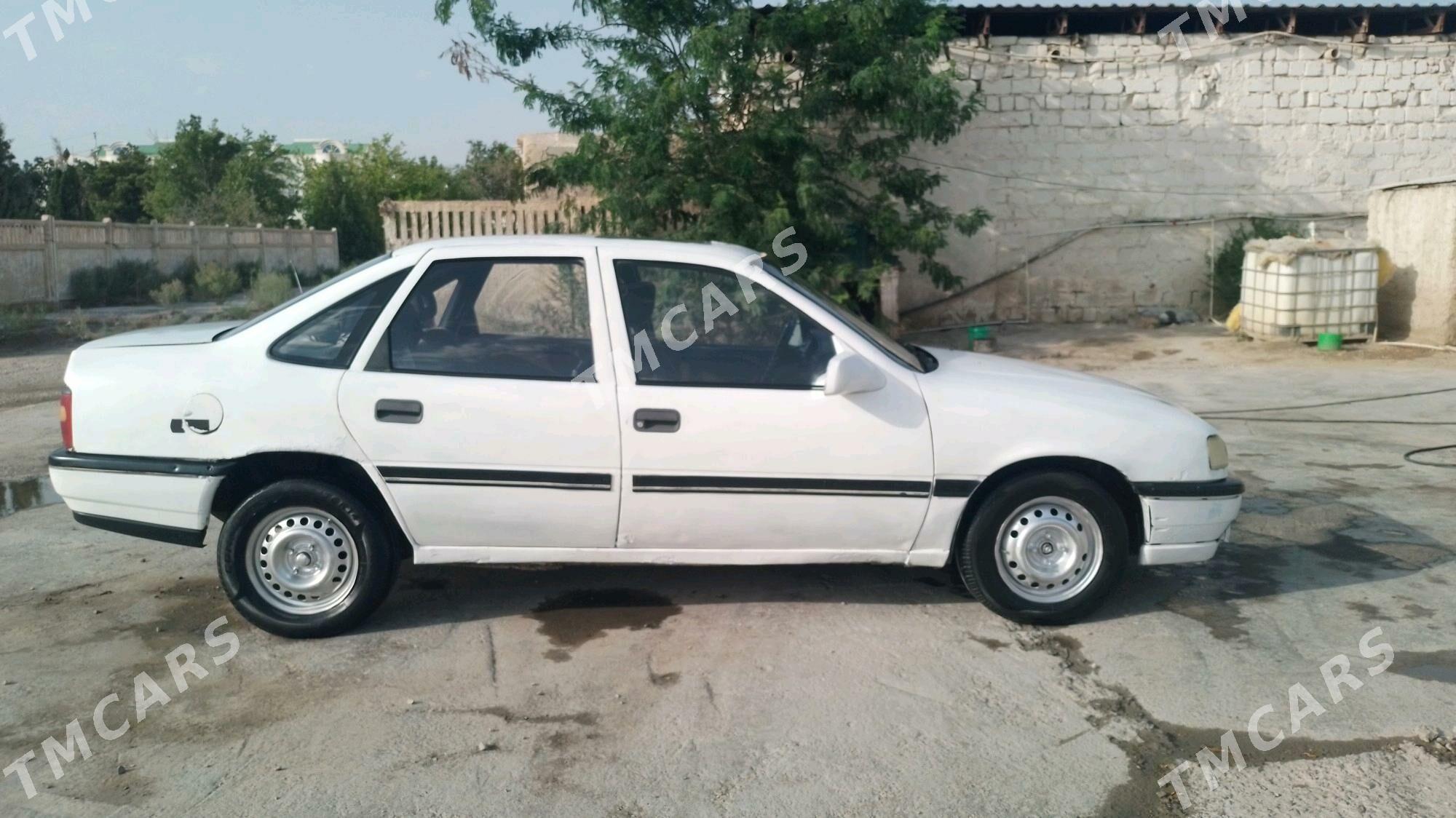 Opel Vectra 1989 - 24 000 TMT - Balkanabat - img 2