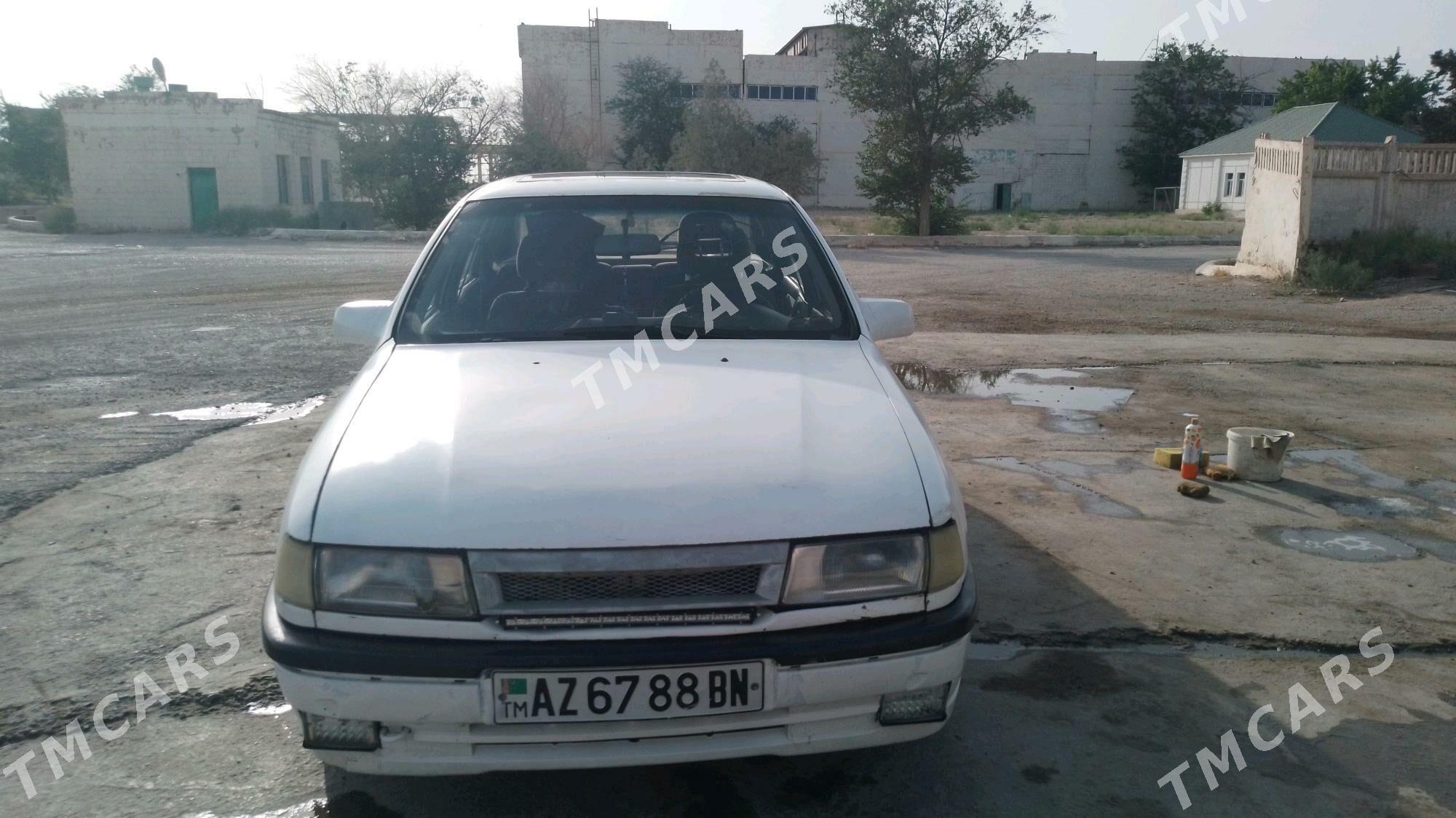 Opel Vectra 1989 - 24 000 TMT - Balkanabat - img 4