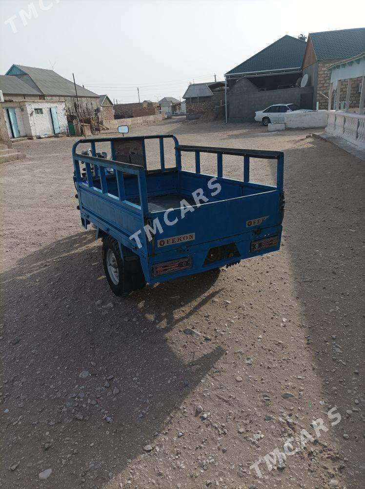 Fekon FK200-14G 2014 - 16 000 TMT - Гумдаг - img 2