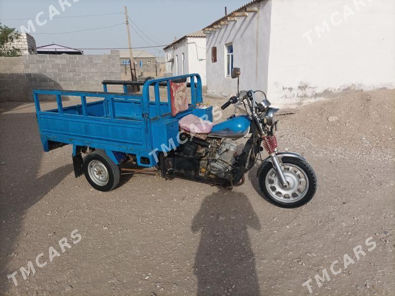 Fekon FK200-14G 2014 - 16 000 TMT - Гумдаг - img 4