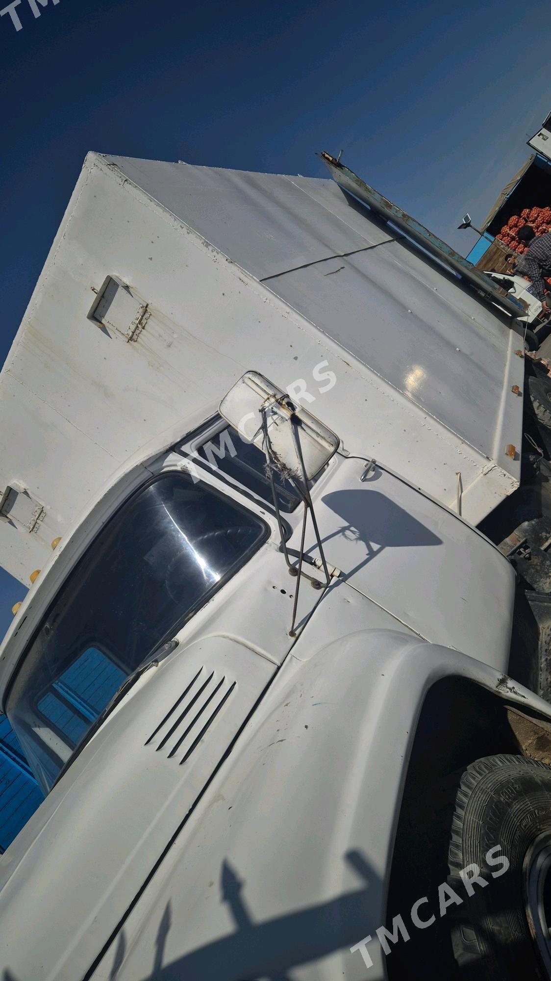 Zil 130 1991 - 80 000 TMT - 11 mkr - img 5