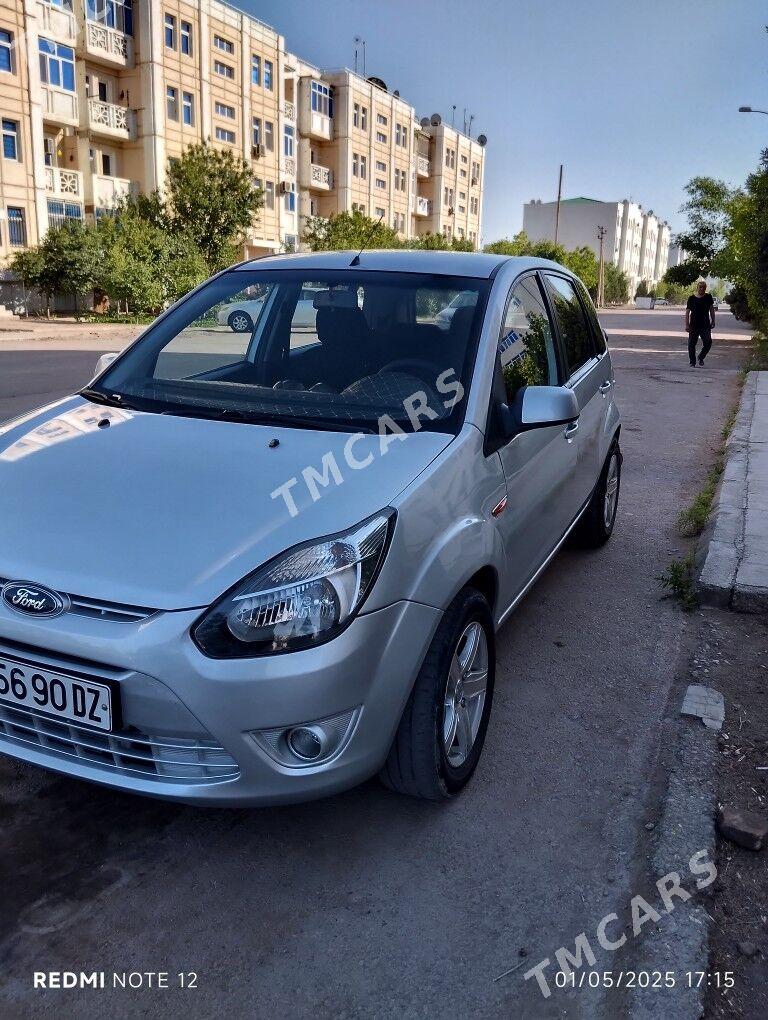 Ford Figo 2012 - 85 000 TMT - Дашогуз - img 3