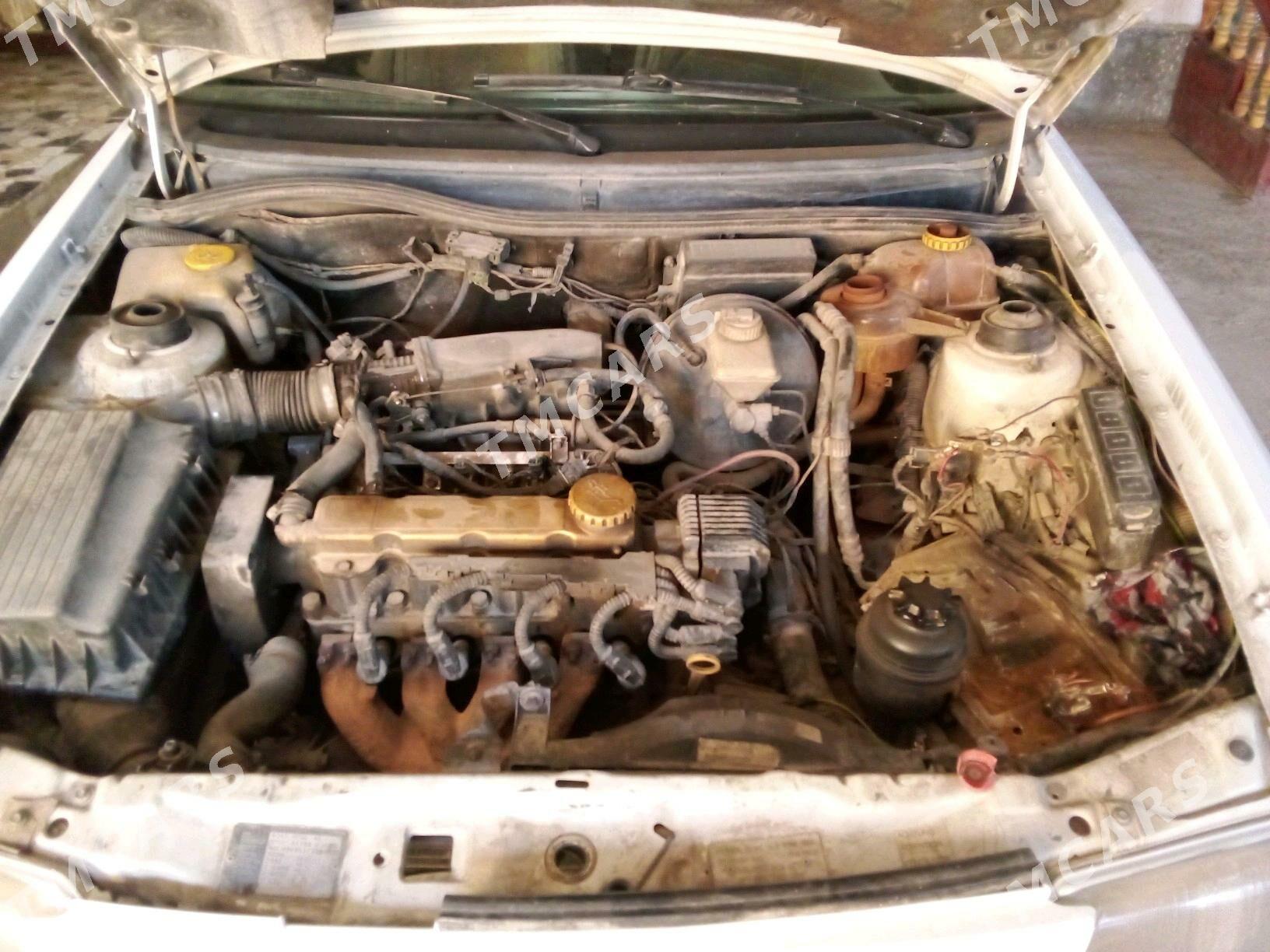 Opel Astra 1995 - 40 000 TMT - Dänew - img 2