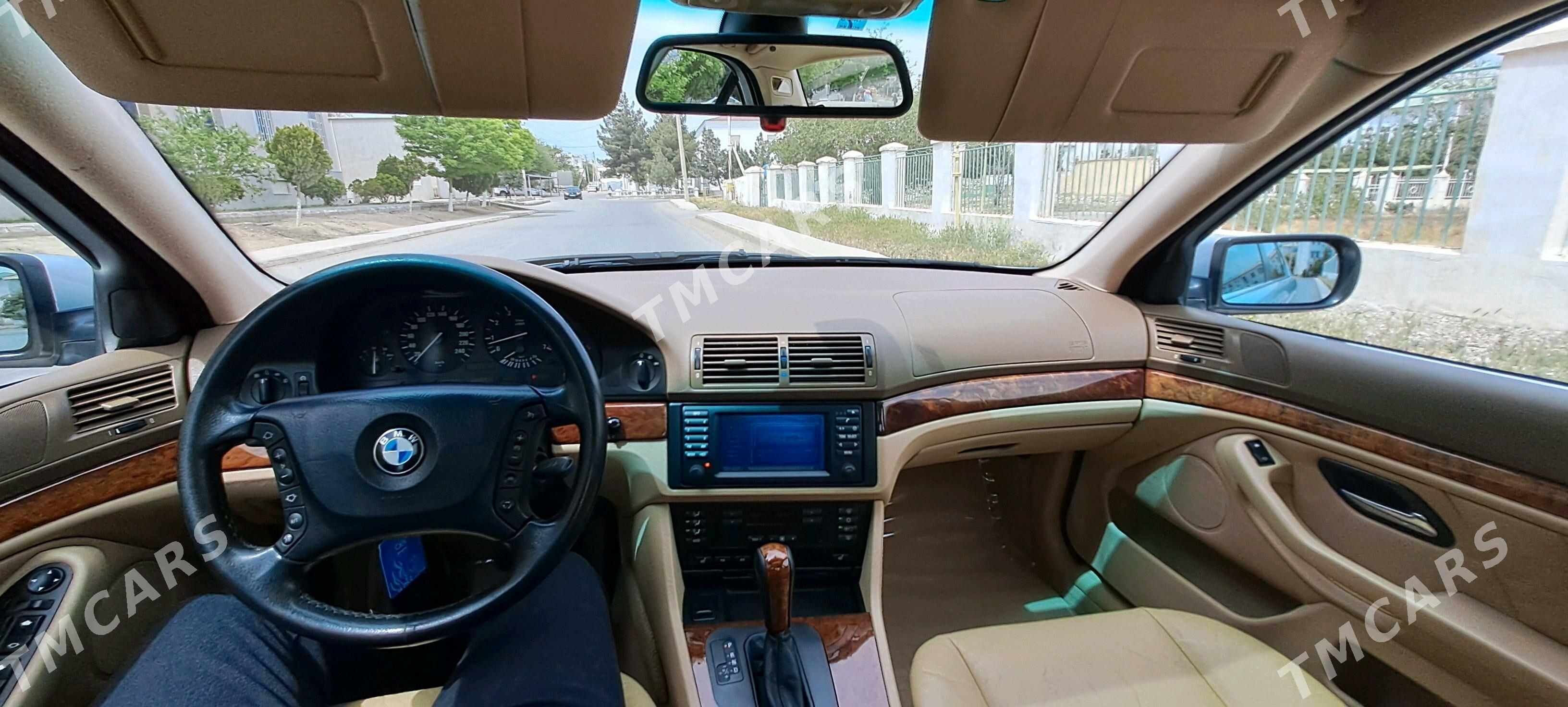 BMW E39 2002 - 155 000 TMT - Туркменбаши - img 8