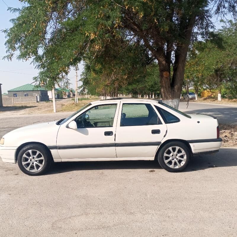 Opel Vectra 1990 - 29 000 TMT - Аркадаг - img 5