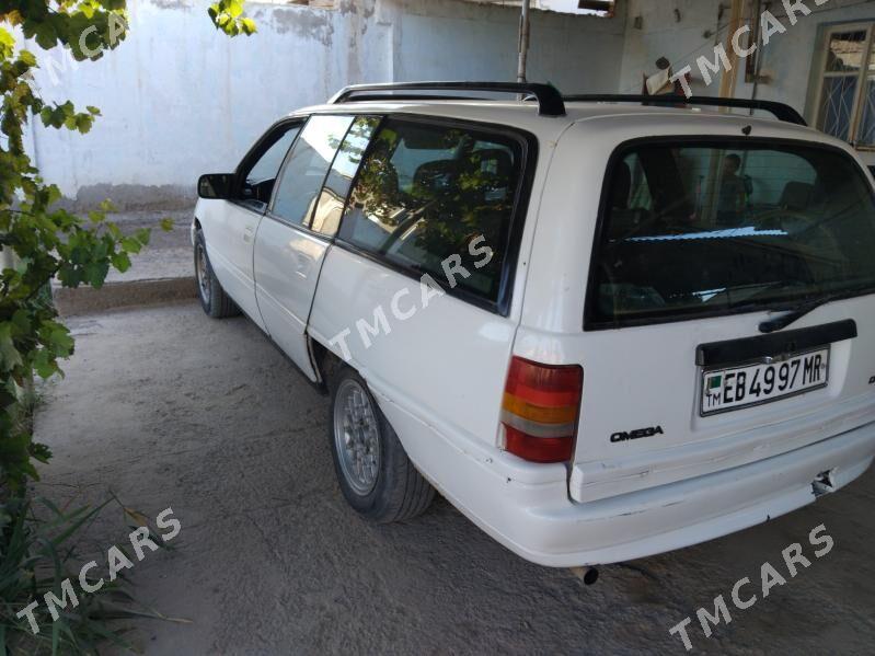 Opel Omega 1993 - 10 000 TMT - Байрамали - img 4