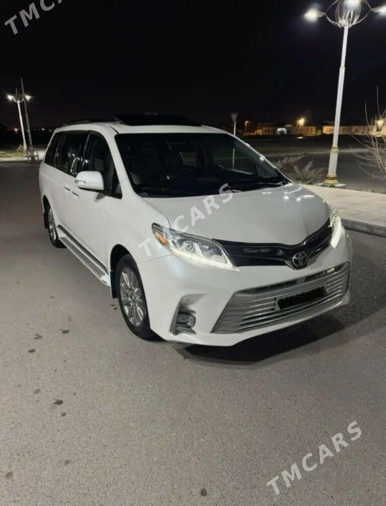 Toyota Sienna 2016 - 420 000 TMT - Aşgabat - img 4