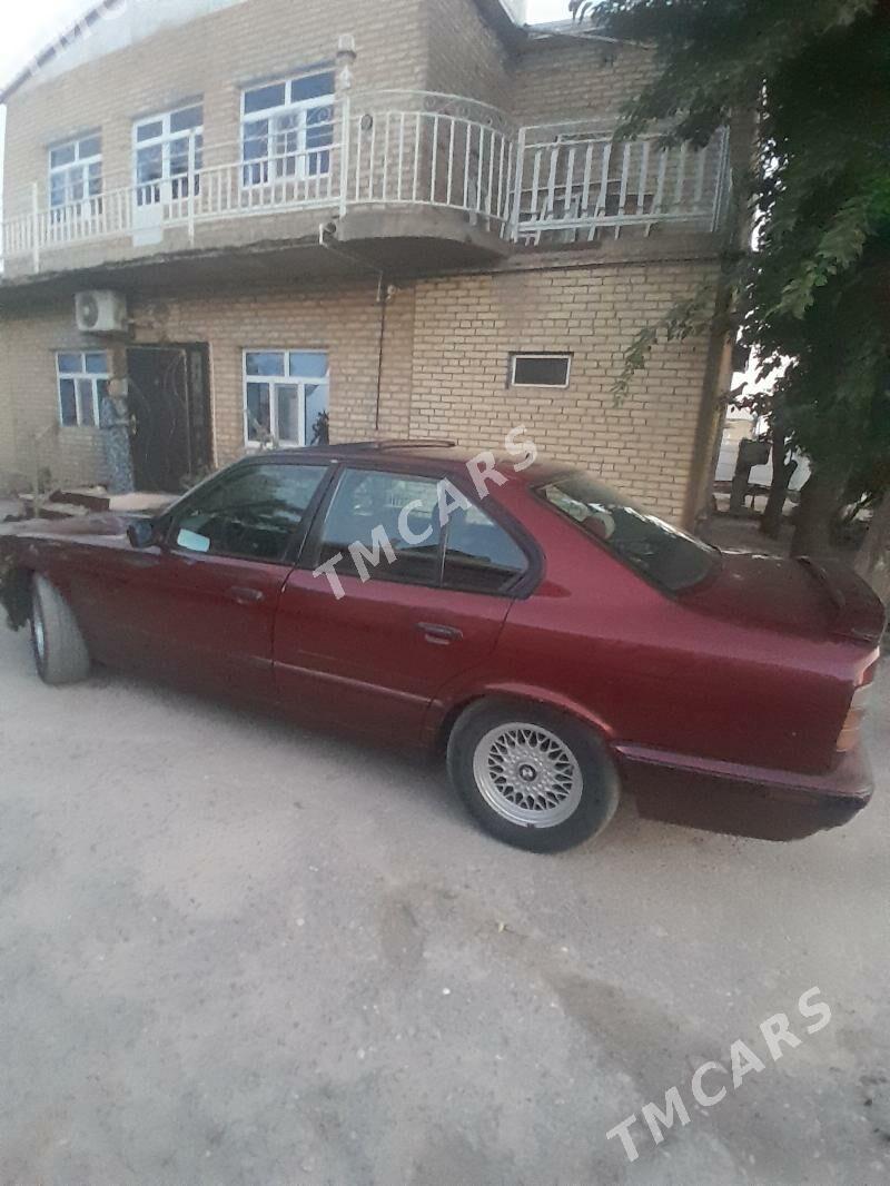 BMW 520 1990 - 50 000 TMT - Mary - img 5
