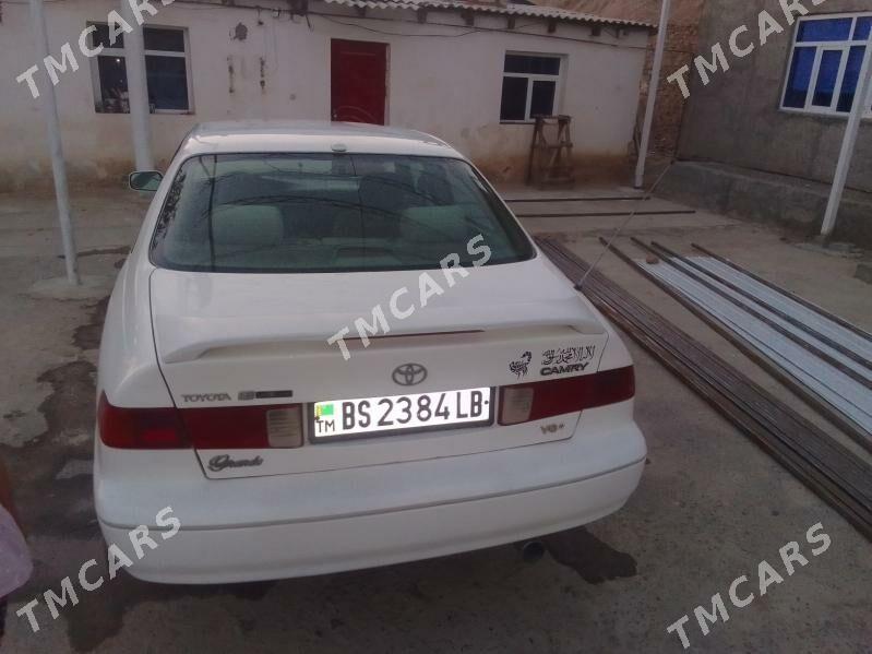 Toyota Camry 2000 - 120 000 TMT - Magdanly - img 5