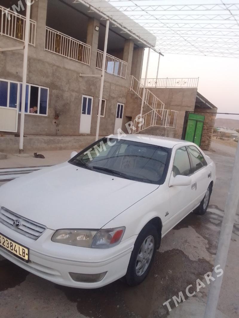 Toyota Camry 2000 - 120 000 TMT - Magdanly - img 2