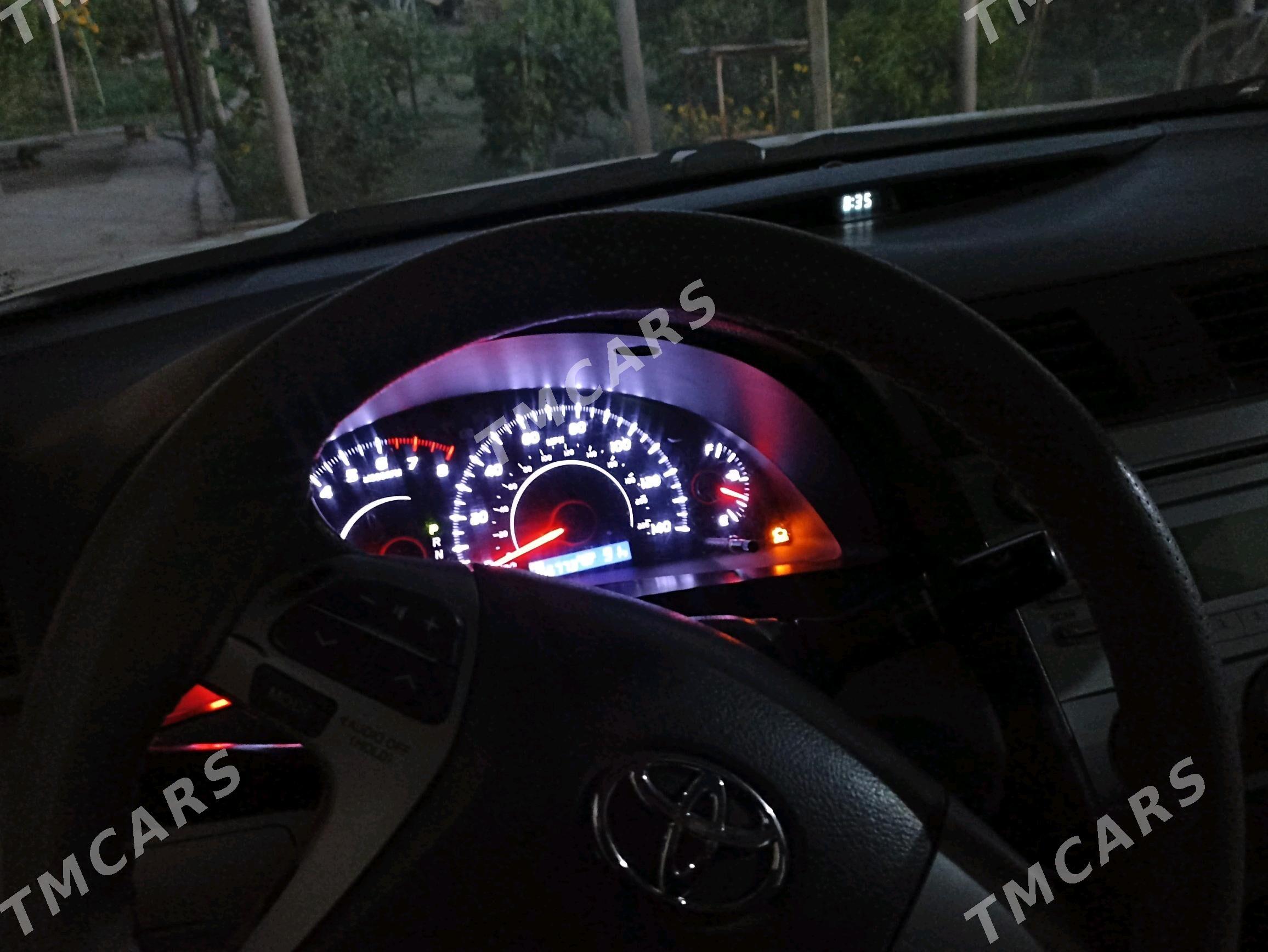Toyota Camry 2010 - 190 000 TMT - Гарабекевюл - img 3