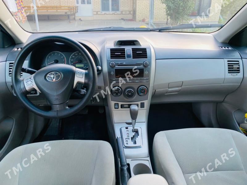 Toyota Corolla 2011 - 145 000 TMT - Туркменабат - img 4
