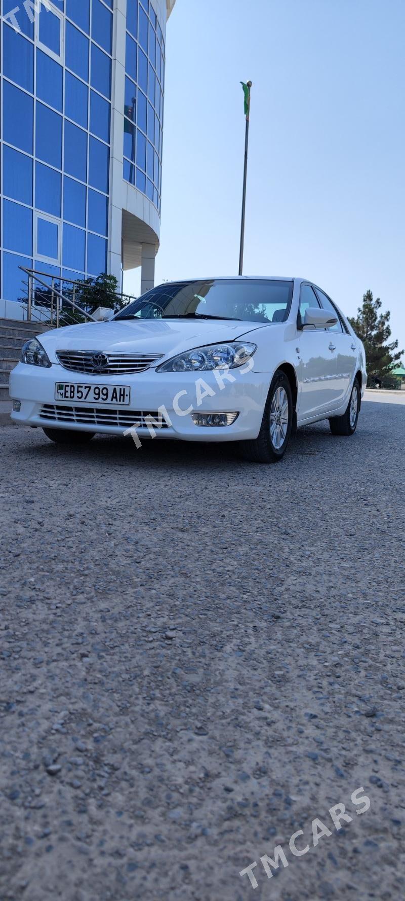 Toyota Camry 2003 - 139 000 TMT - Теджен - img 2